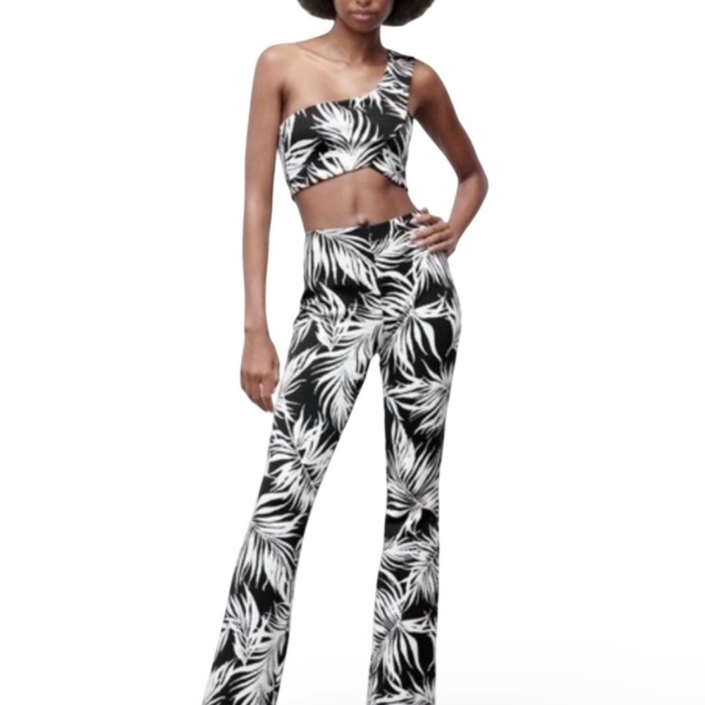ZARA Black & White Tropical Print Pant